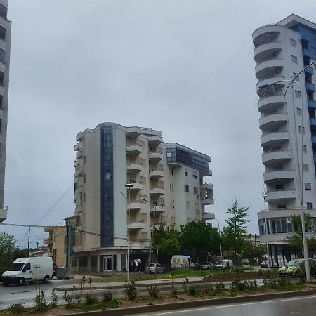דירות Vlorë Casa Al Centro מראה חיצוני תמונה