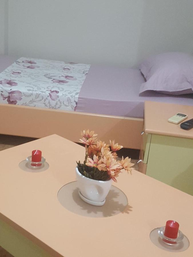 דירות Vlorë Casa Al Centro מראה חיצוני תמונה